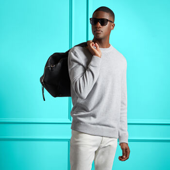 FRESH TAKE ON THE CASHMERE CREWNECK SWEATER