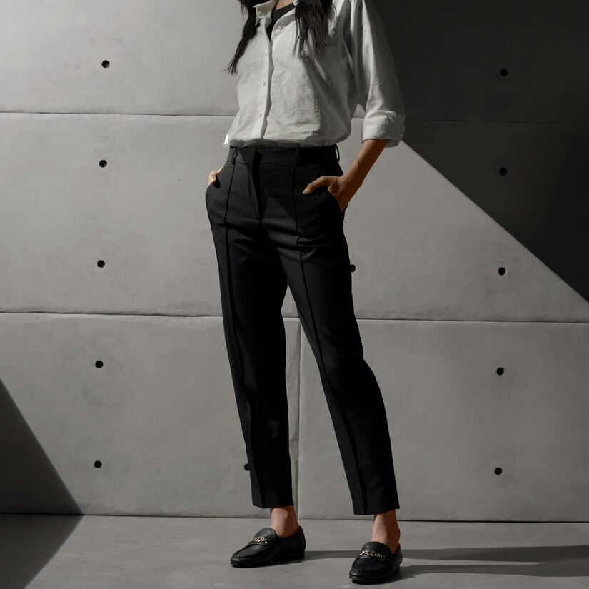 HIGH WAISTED FINE WOOL TWILL TAPERED TROUSER image number 1